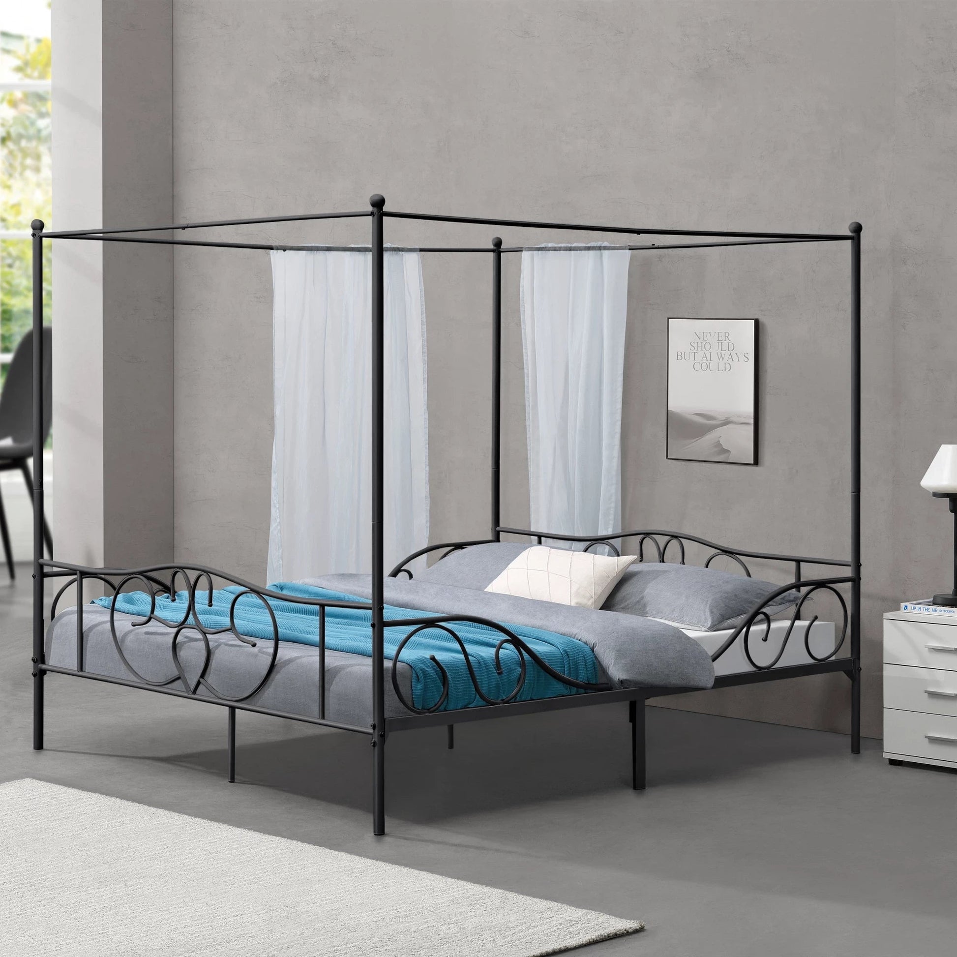 In And OutdoorMatch Metalen Hemelbed Ima - Met Bedbodem - 180x200 cm - Zwart - Stabiel Frame - Minimalistisch Design bed twee personen